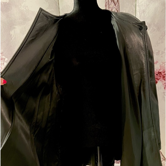 Swing/Vintage/Classic  Black Leather Coat By Cognac - Picture 9 of 16